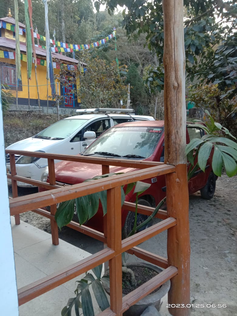 Vacay Nest Garanja Homestay