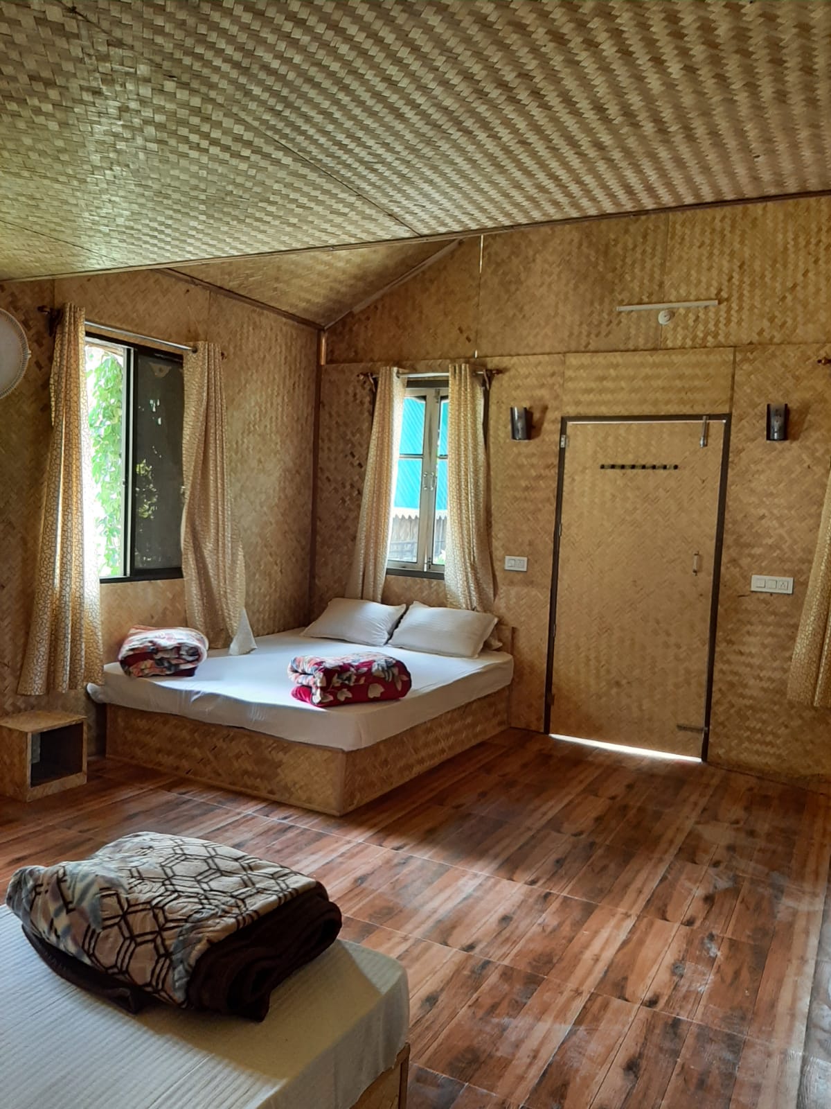 Vacay Nest Manidhara Home Stay