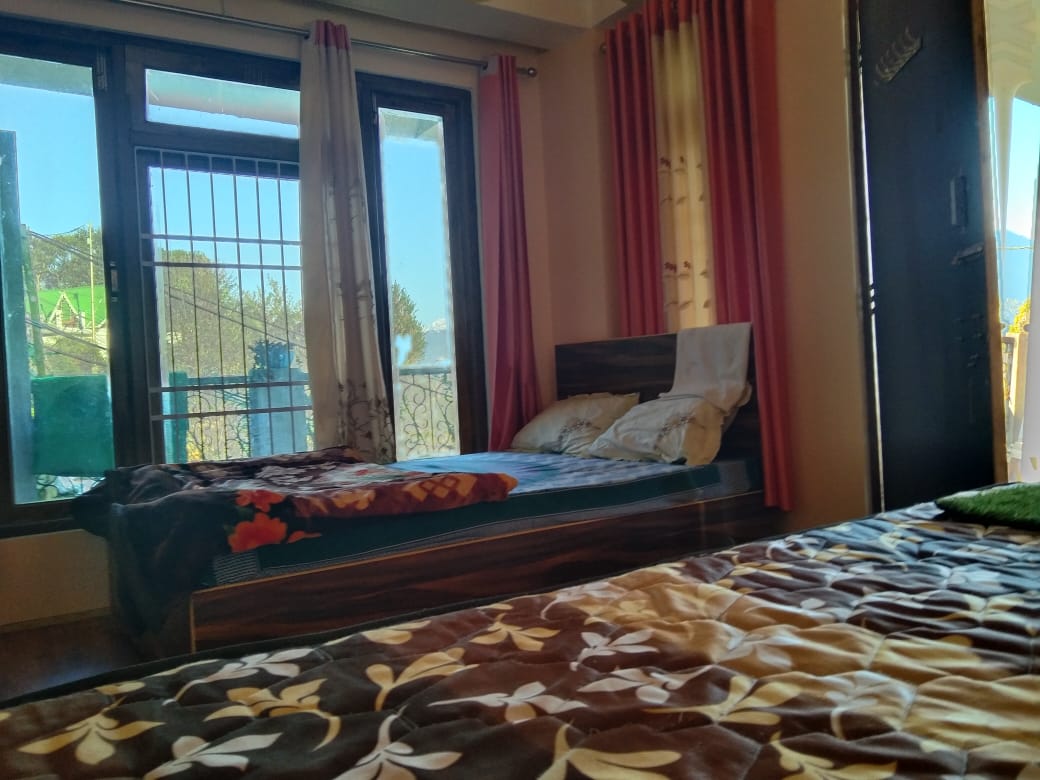 Vacay Nest Mountain view homestay