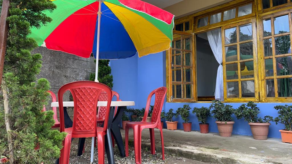 Vacay Nest Pine Valley Homestay