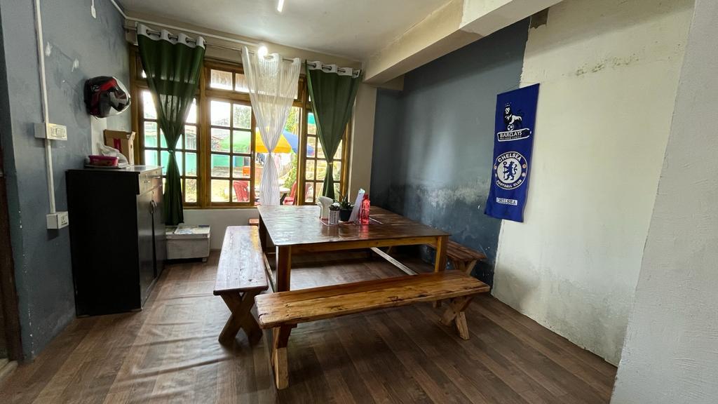 Vacay Nest Pine Valley Homestay