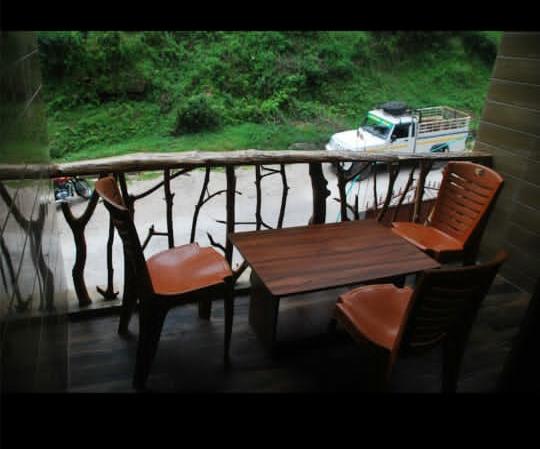 Vacay Nest River Valley Homestay Tabakoshi