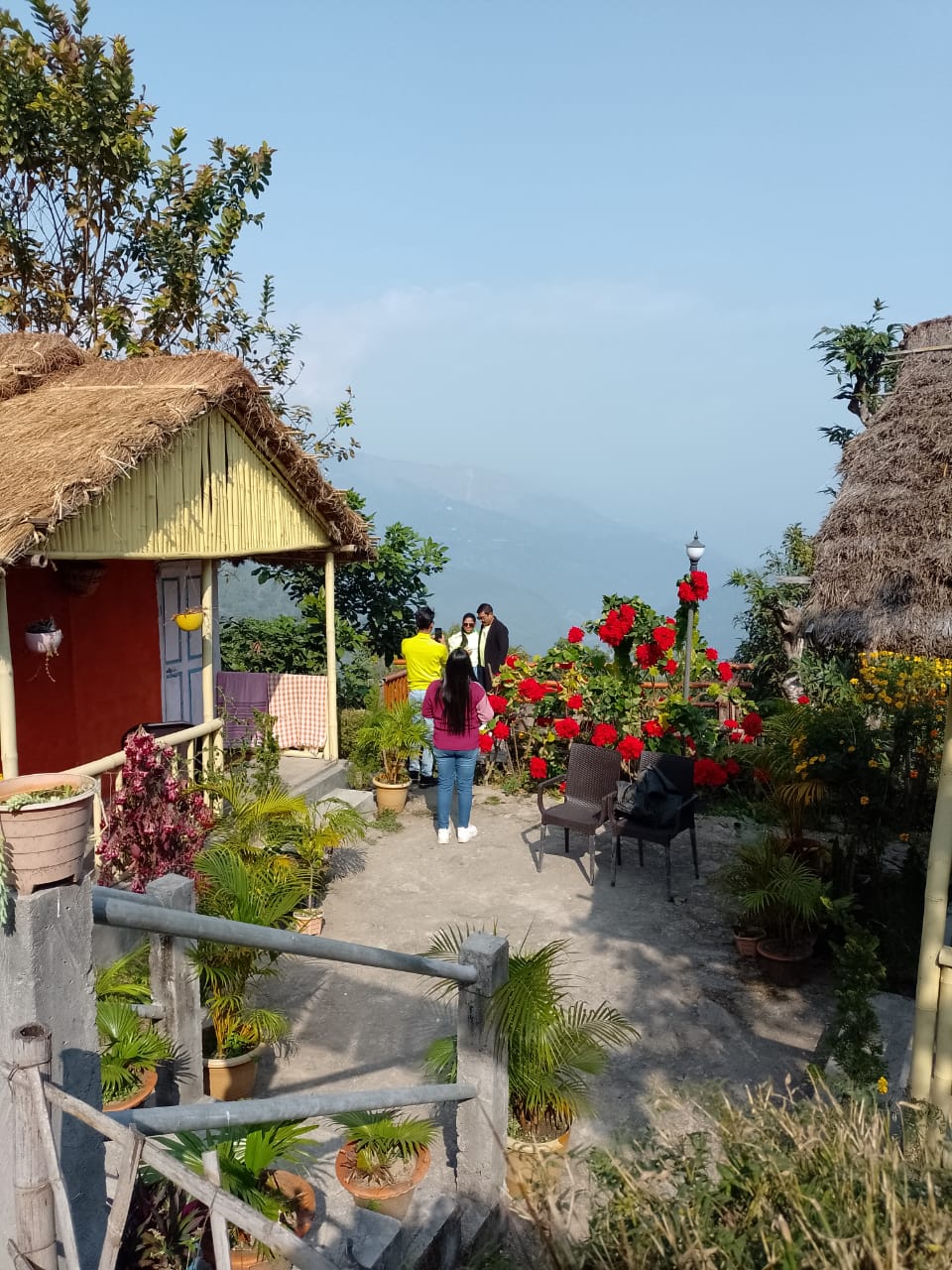 Vacay Nest Teesta Rangeet-  Stays and Trails