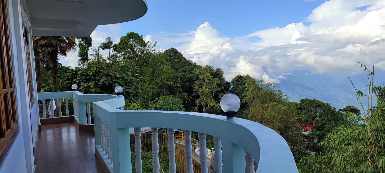 Vacay Nest Tinchulay Himalayan Homestay