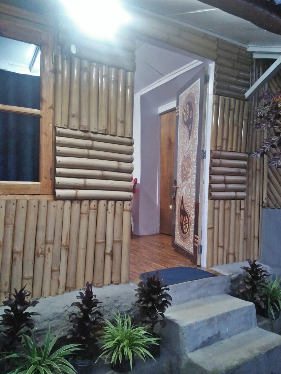 Vacay Nest Yanki river side homestay